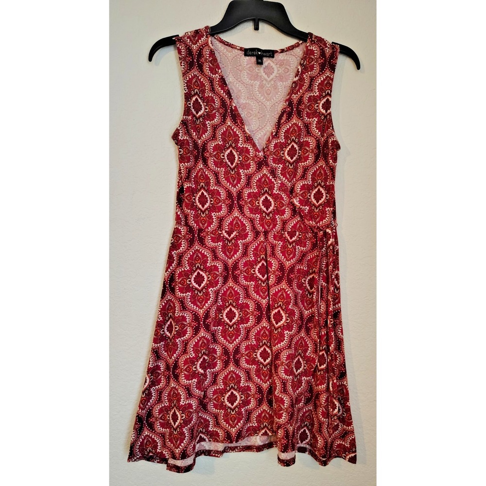 Derek Heart Dress - Size M - Red & Pink Paisley V-Neck Wrap Sundress Medium NWOT